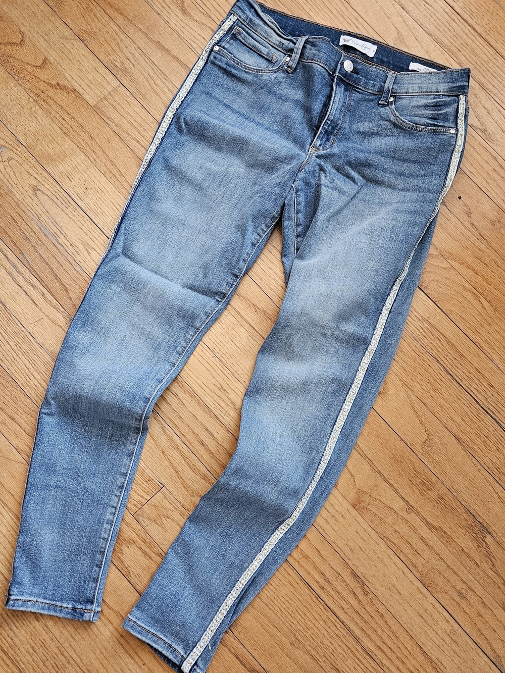 Jessica Simpson Women's Side-Stripe Embellished Skinny Jeans Size 8